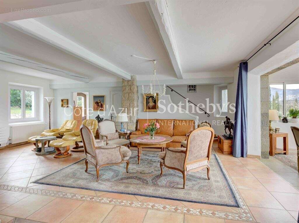 Maison à FAYENCE