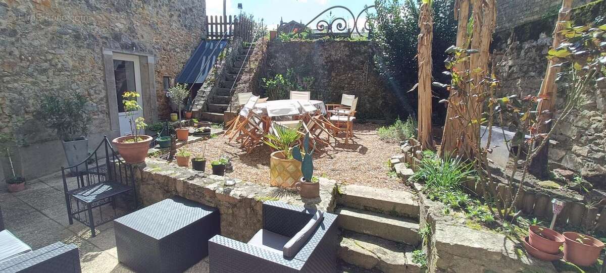 Maison à BRULON