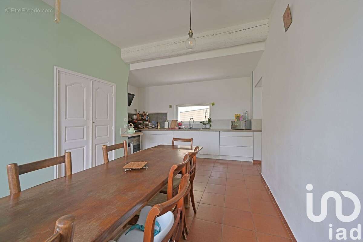 Photo 9 - Maison à GENERAC