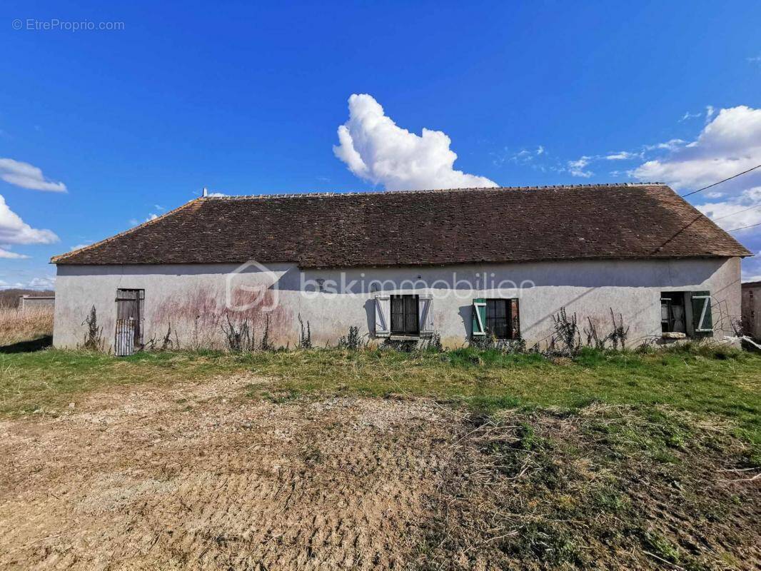 Maison à FERRIERES-EN-GATINAIS