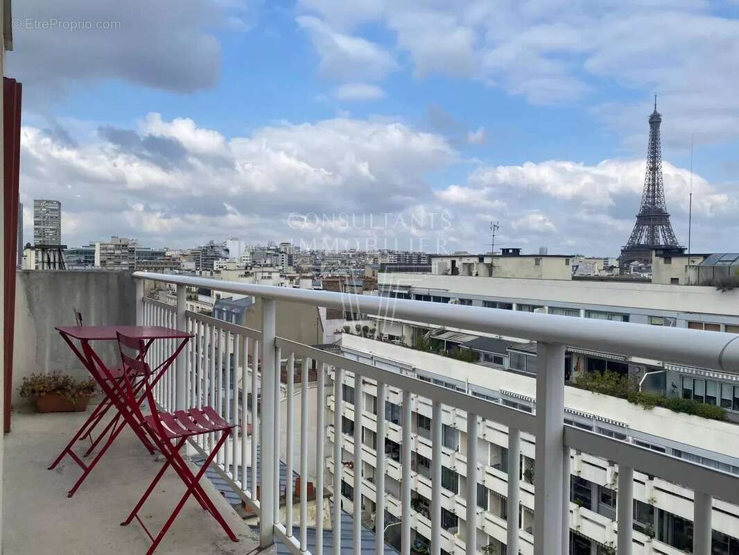 Appartement à PARIS-15E