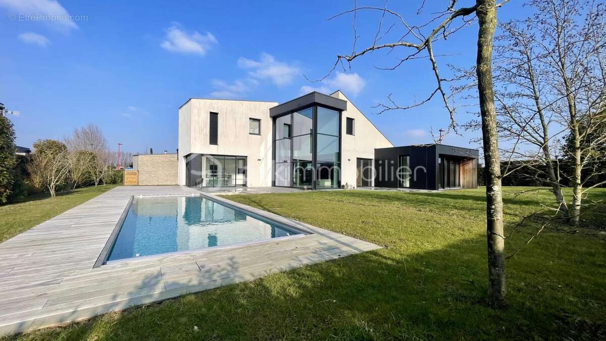 Maison à MERIGNIES