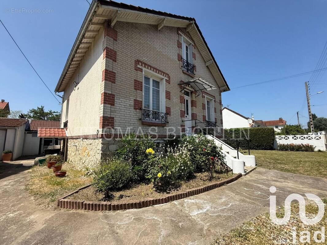 Photo 1 - Maison à ERMONT