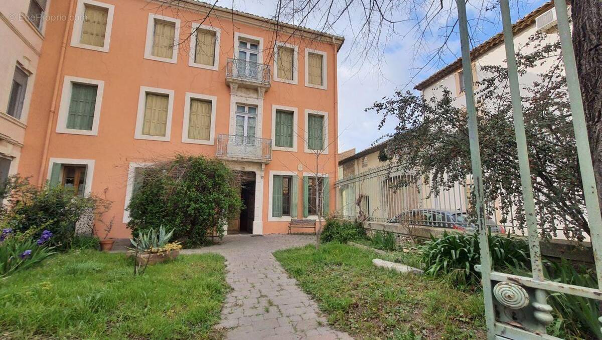 Maison à MONTREDON-DES-CORBIERES