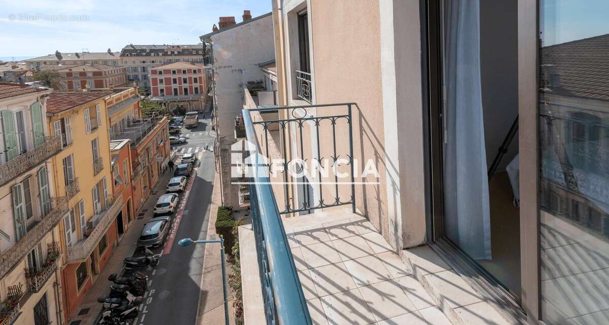 Appartement à MENTON