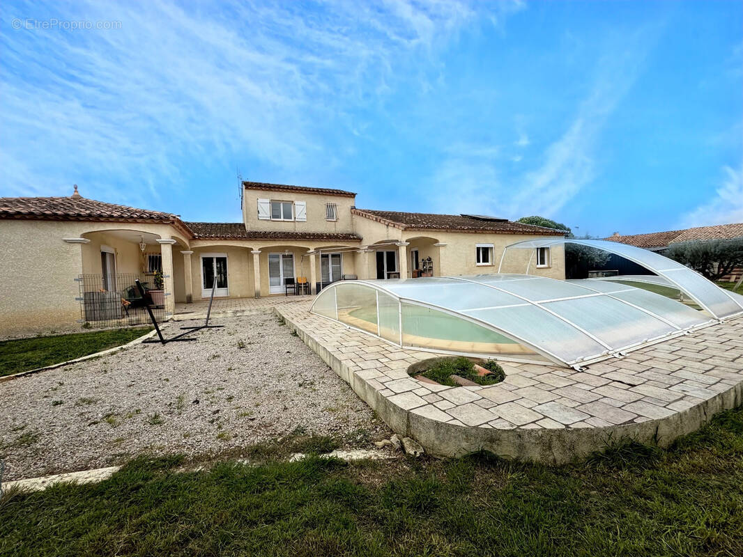 Maison à COURSAN