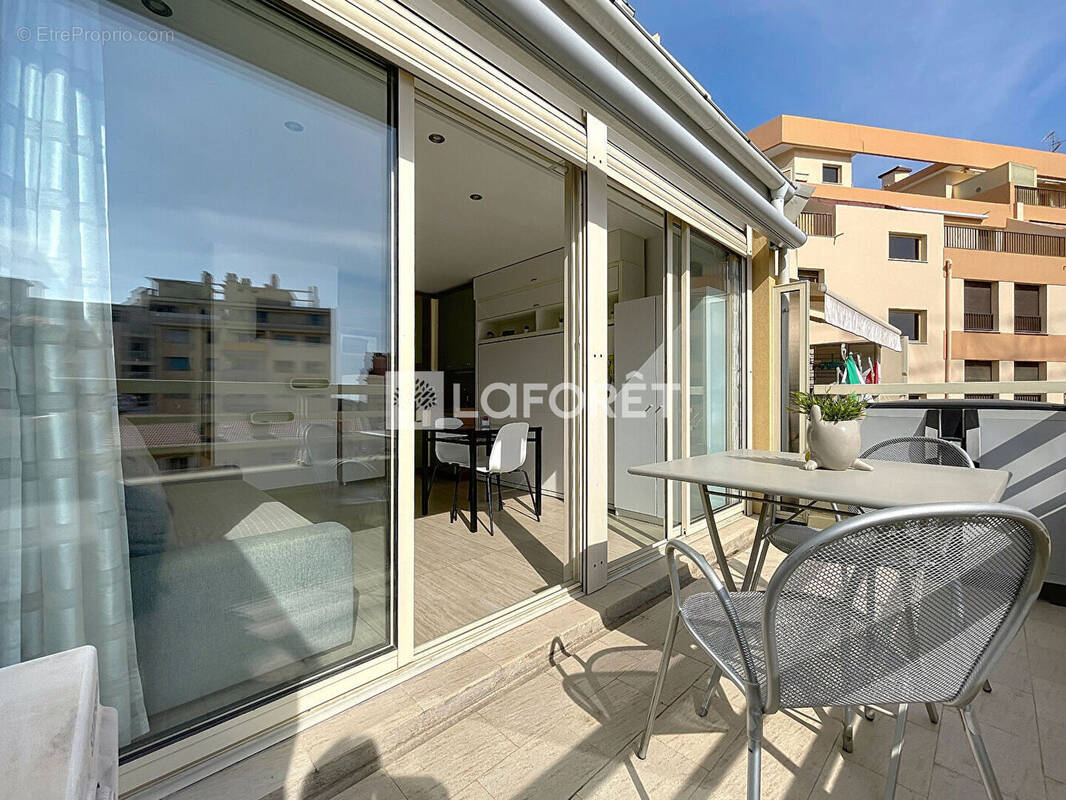 Appartement à ROQUEBRUNE-CAP-MARTIN