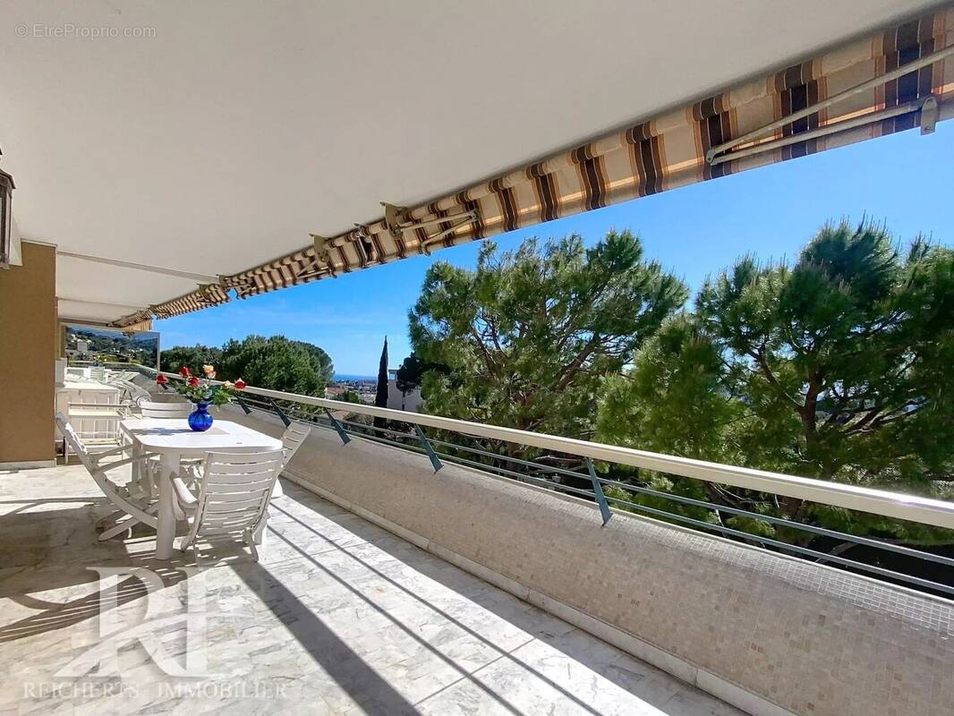 Appartement à LE CANNET
