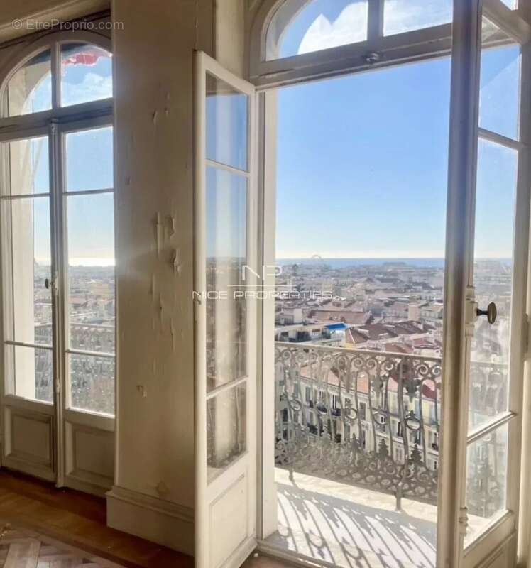 Appartement à NICE