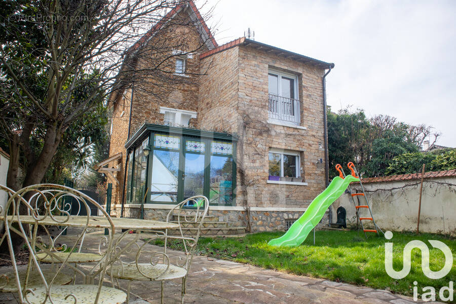 Photo 1 - Maison à SAINT-MAUR-DES-FOSSES