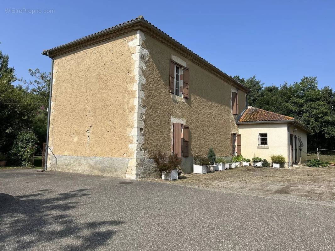 Maison à FLEURANCE