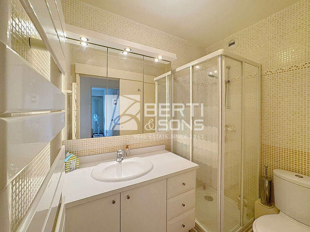 Appartement à MANDELIEU-LA-NAPOULE