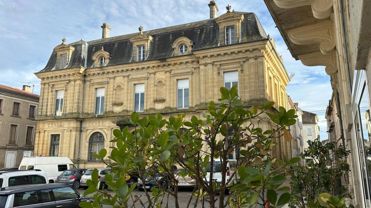 Photo 1 - Maison à VILLENEUVE-SUR-LOT
