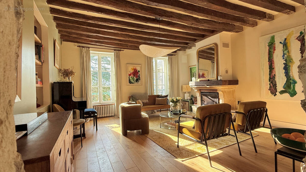 Maison à JOUY-EN-JOSAS