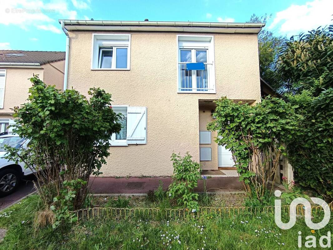 Photo 1 - Maison à SARCELLES
