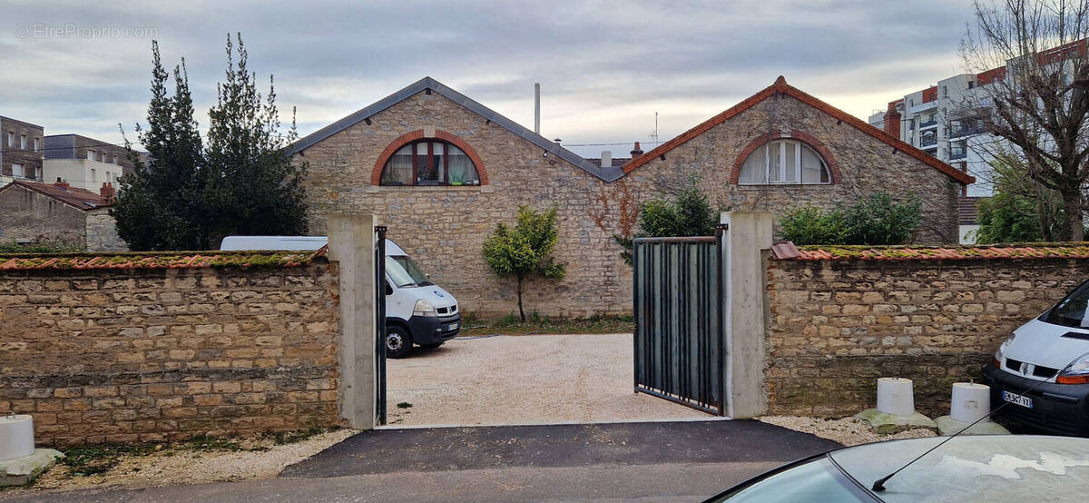 Parking à DIJON