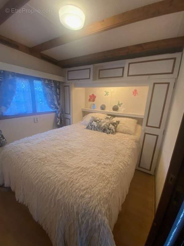 Maison à DARVAULT