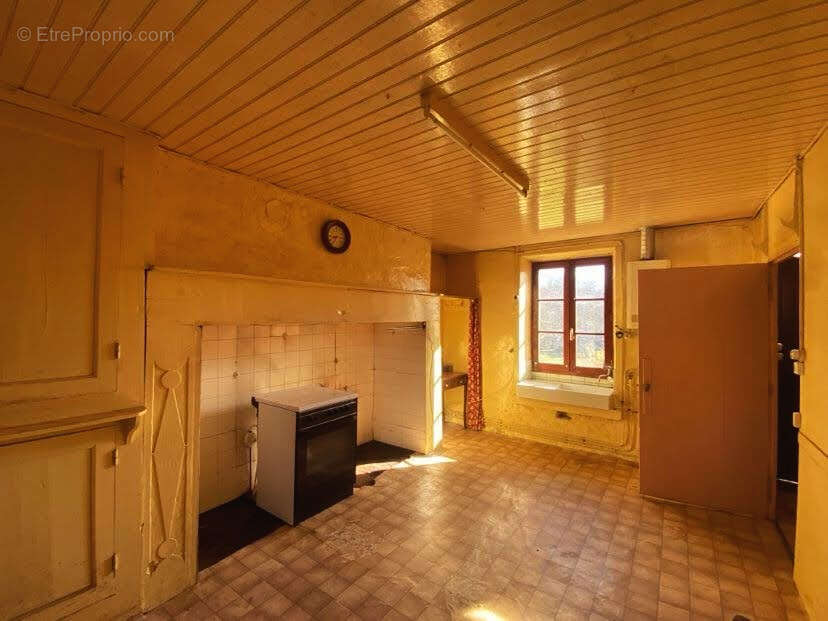 Maison à SARRAZAC