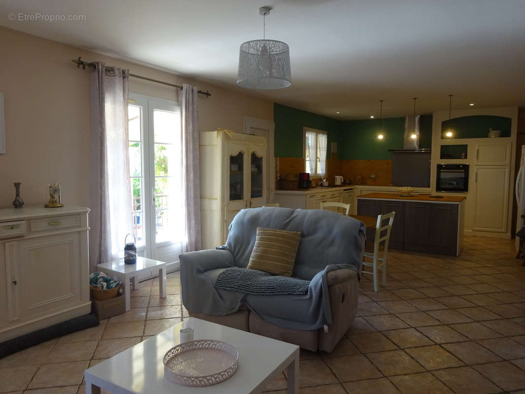 Maison à LEDIGNAN