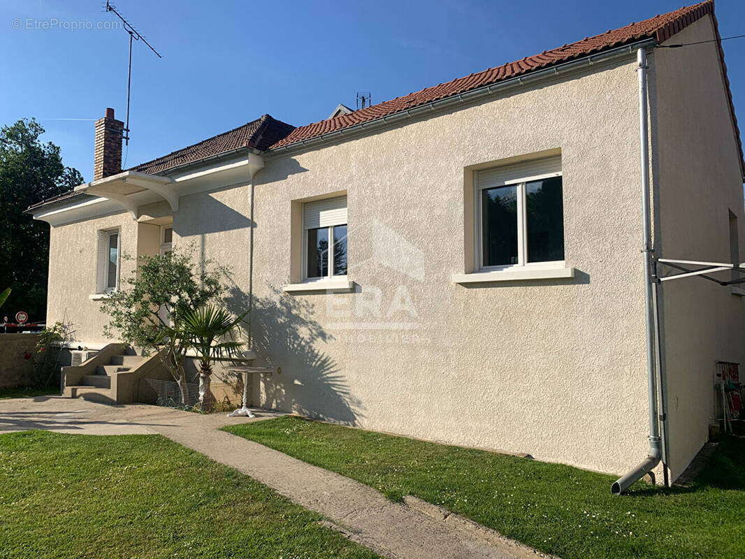 Maison à BALLANCOURT-SUR-ESSONNE