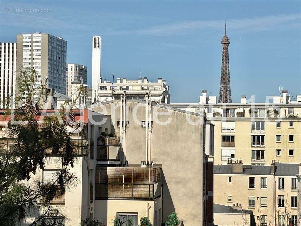 Appartement à PARIS-15E