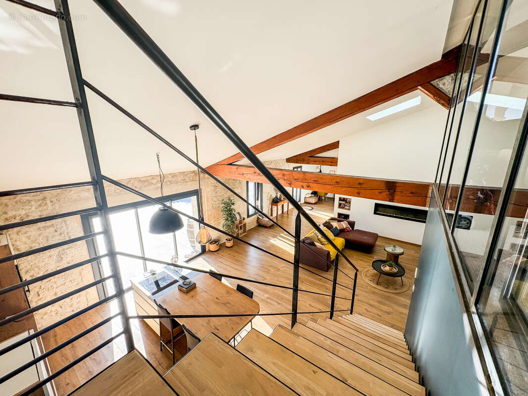 Appartement à MAUGUIO