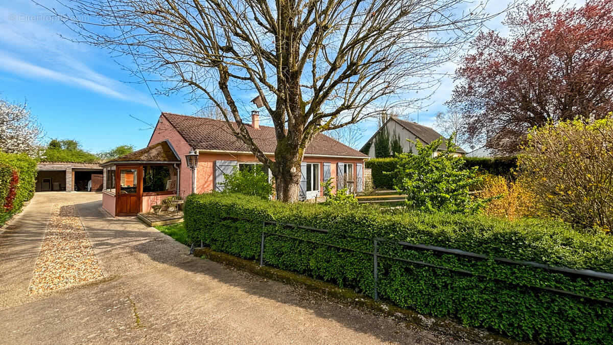Maison à MAISSE