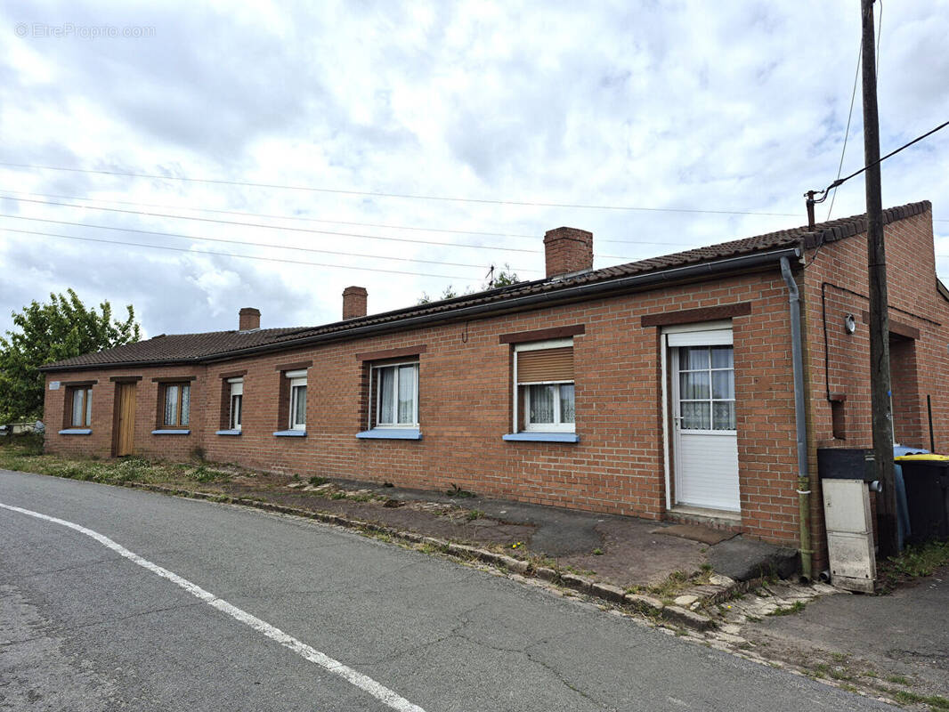 Maison à ANNAY