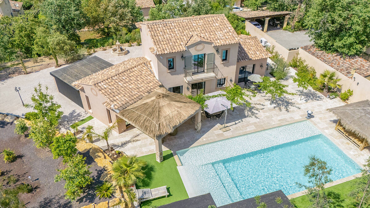 Maison à SOLLIES-TOUCAS