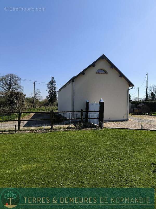 Maison à CORMEILLES