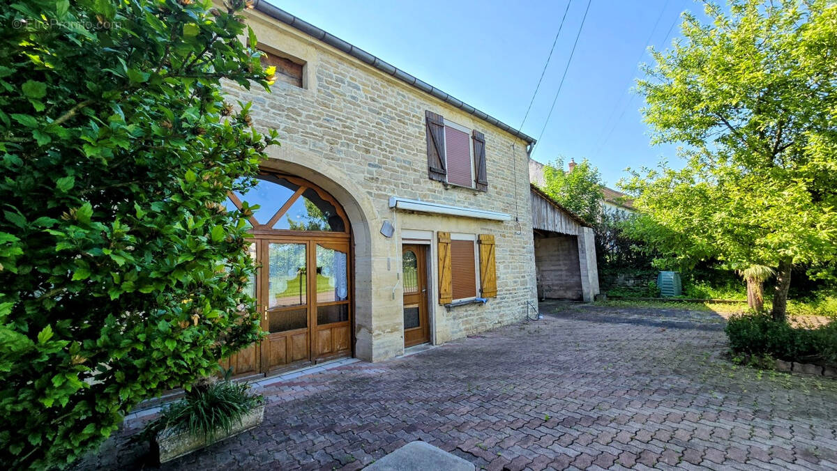 Maison à VAITE