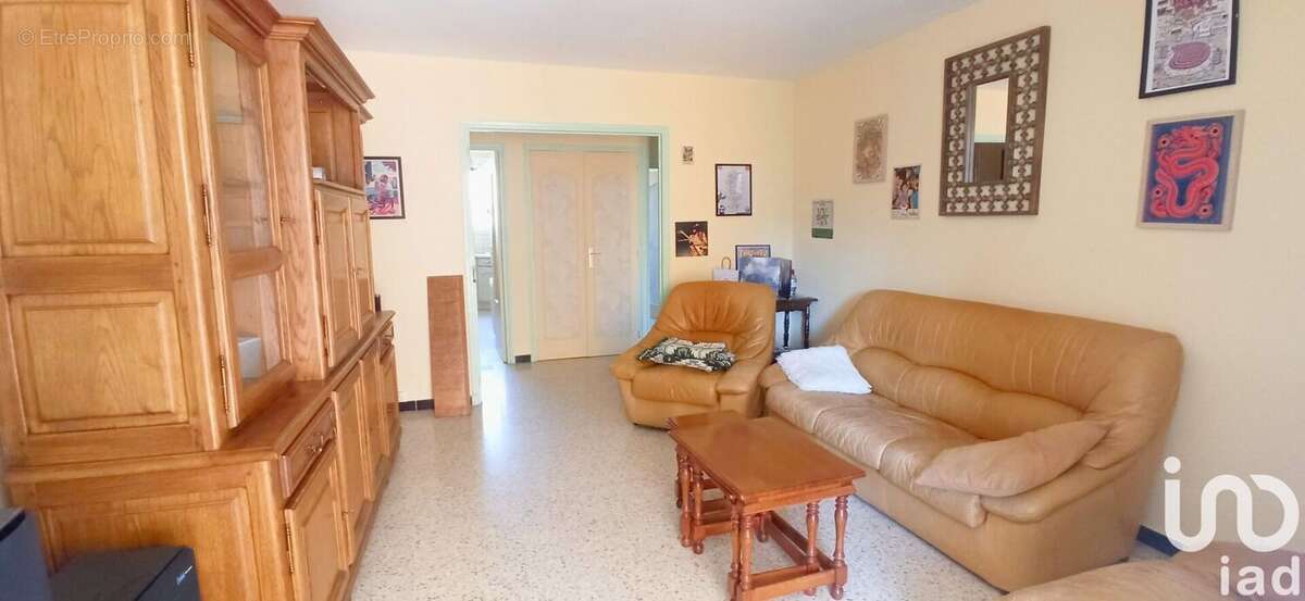 Photo 2 - Appartement à PUGET-SUR-ARGENS