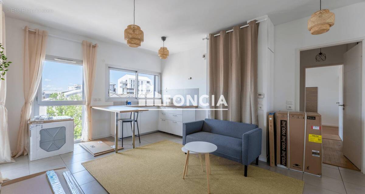 Appartement à BORDEAUX
