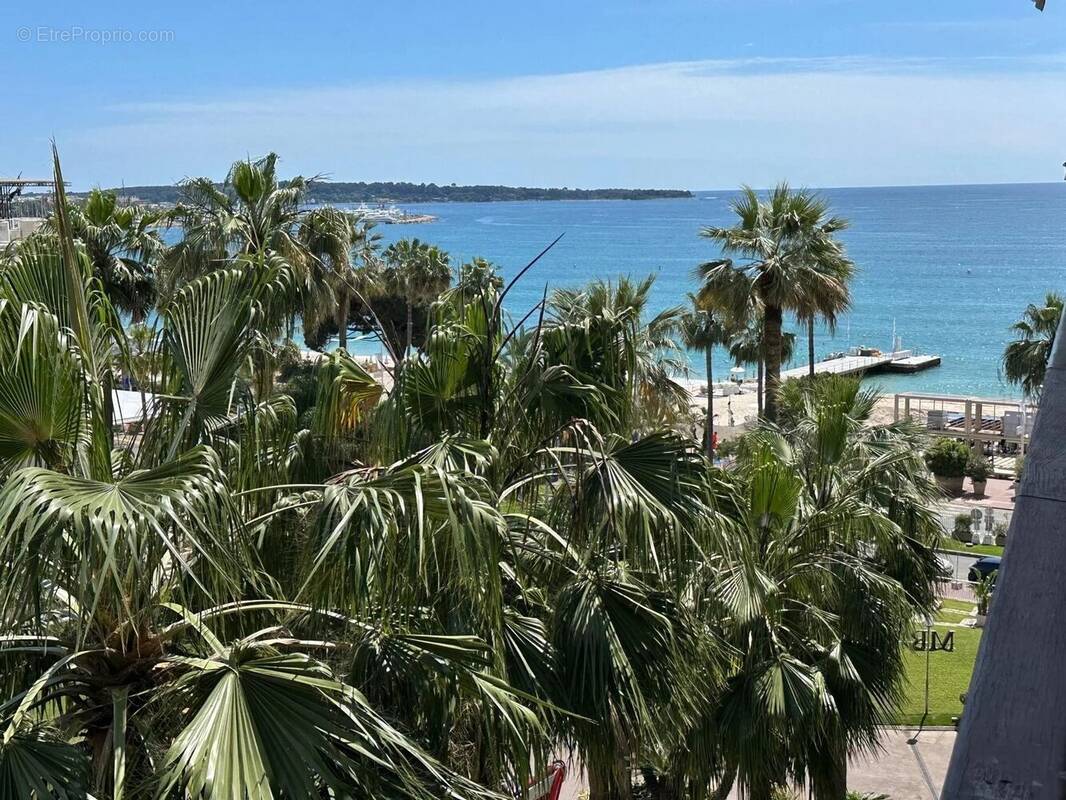Appartement à CANNES