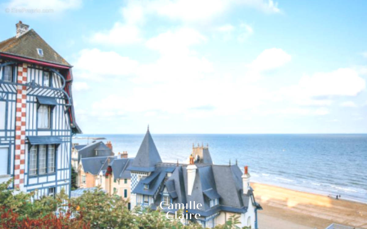Appartement à DEAUVILLE