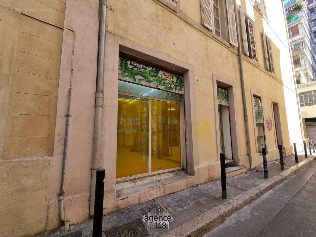 Commerce à MARSEILLE-1E