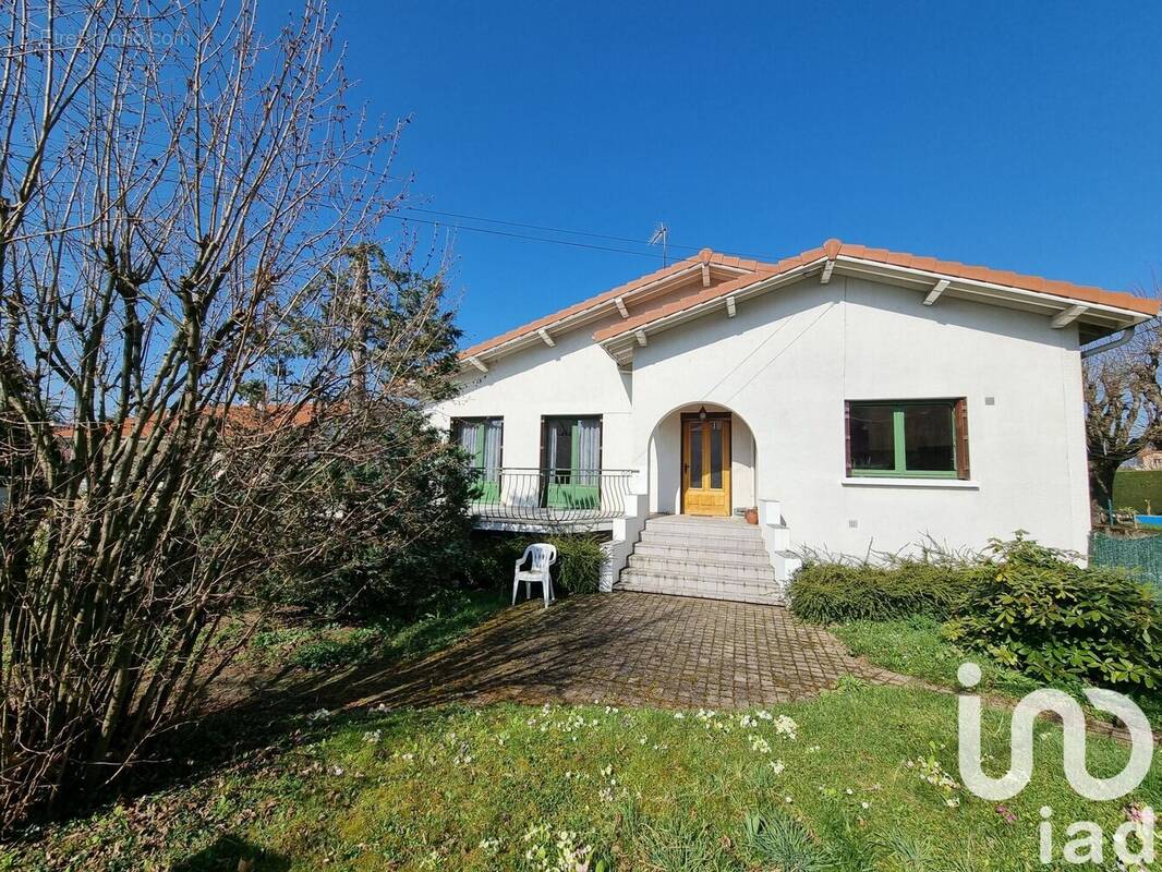 Photo 1 - Maison à SAINT-GALMIER
