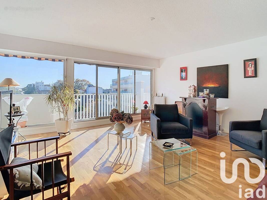 Photo 1 - Appartement à BORDEAUX