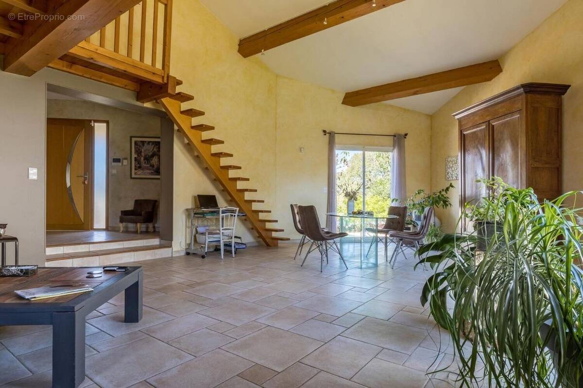 Photo 1 - Maison à SAINT-JUERY