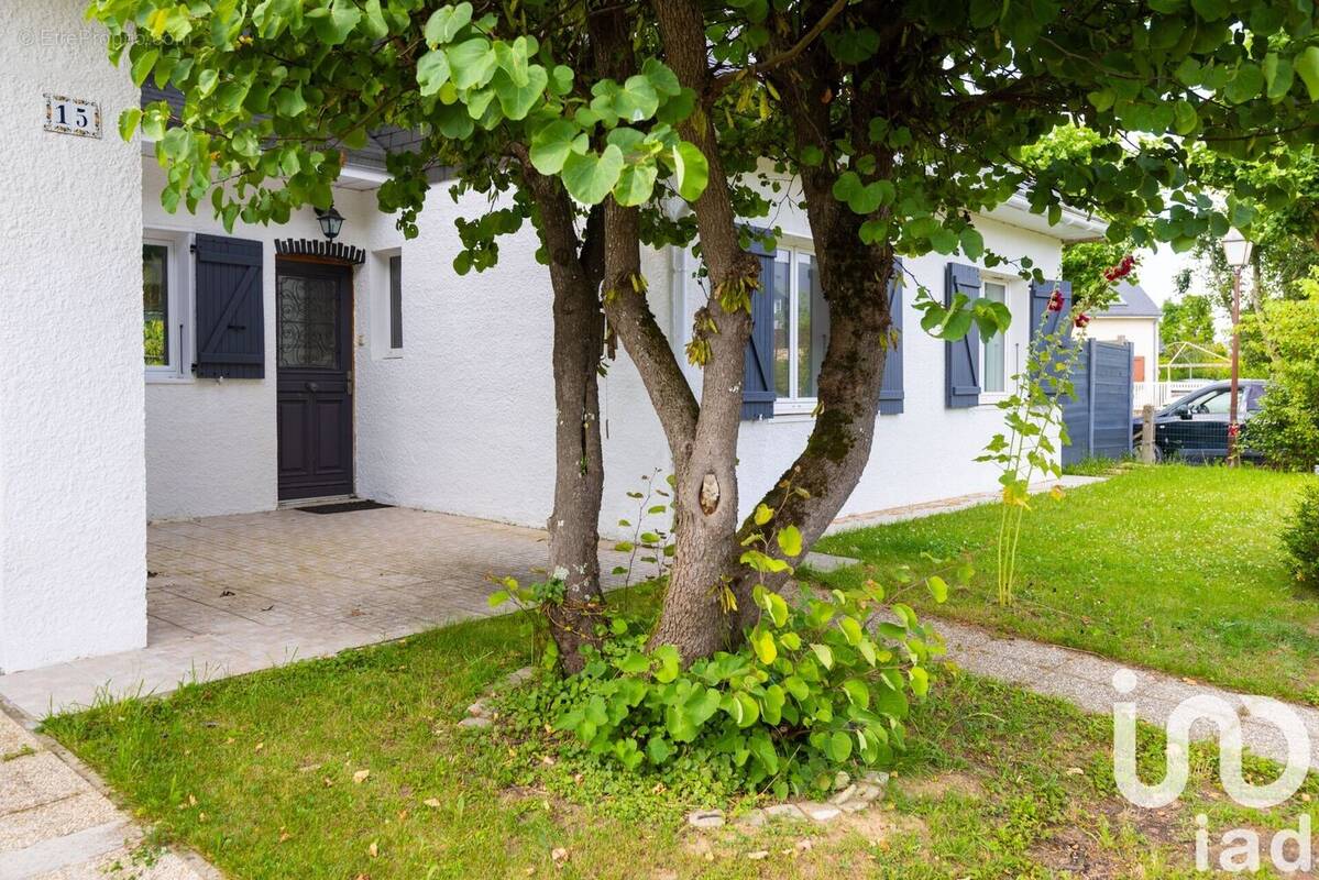 Photo 1 - Maison à COIGNIERES