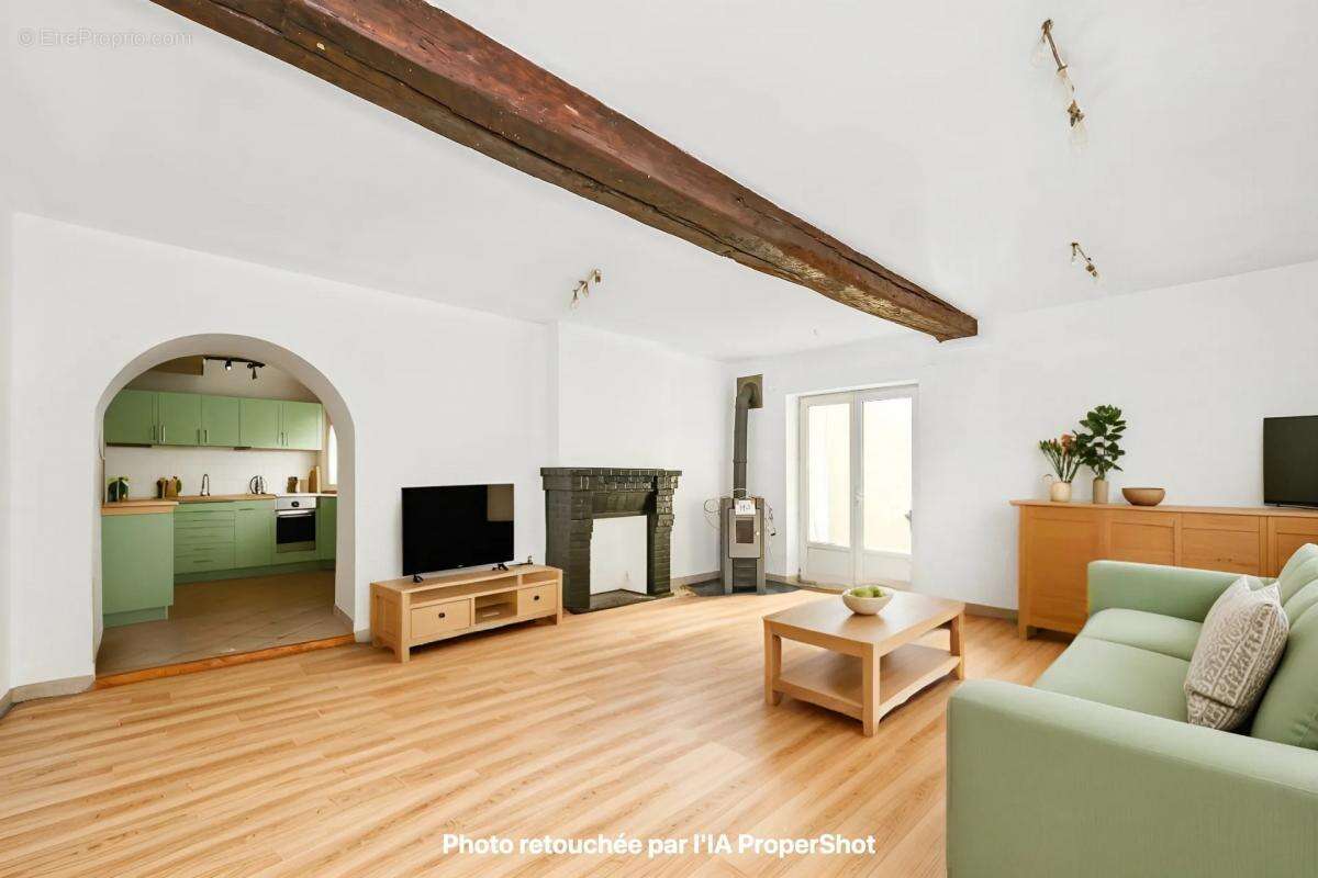 Maison à BEAUNE-LA-ROLANDE