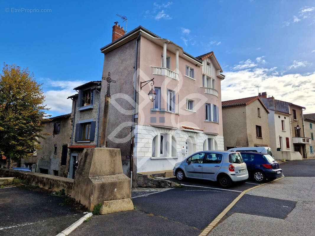 Maison à VIEILLE-BRIOUDE