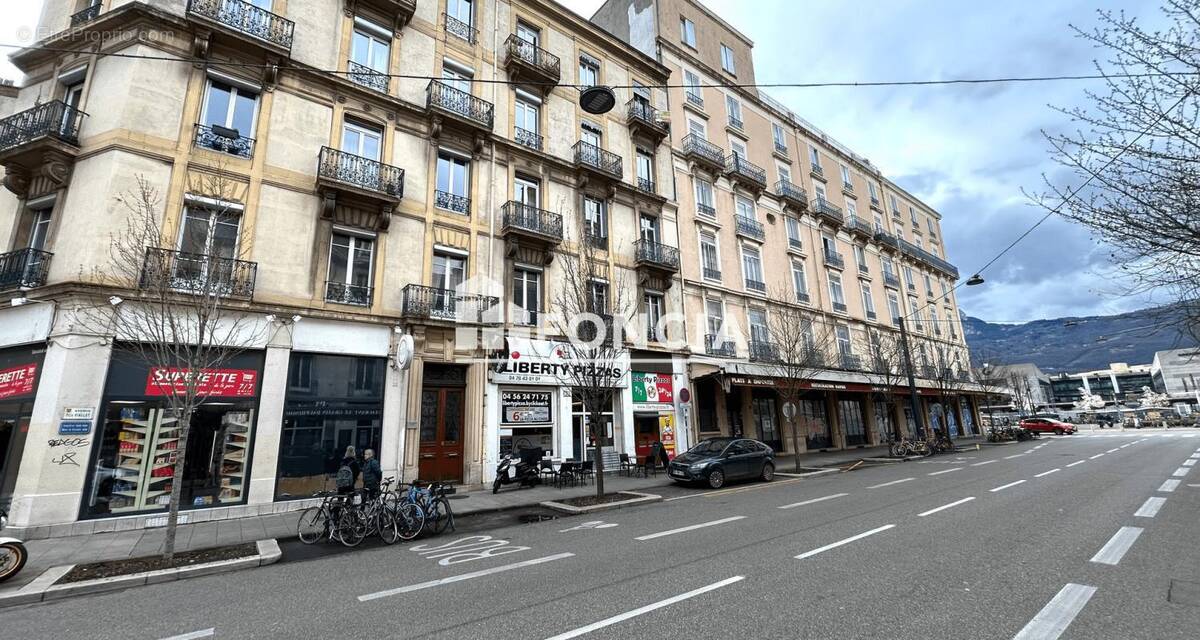 Appartement à GRENOBLE