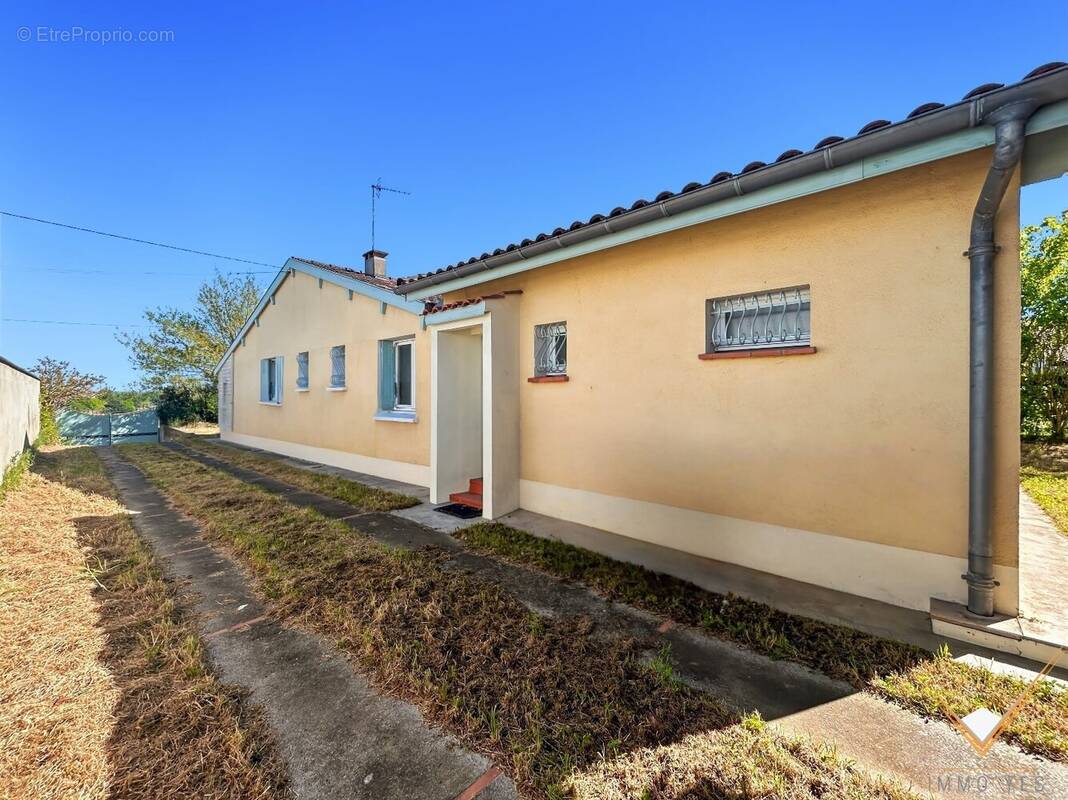 Maison à FROUZINS