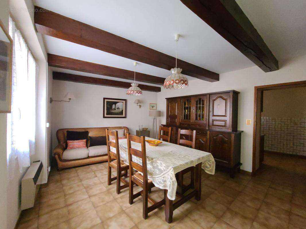 Maison à SENAS