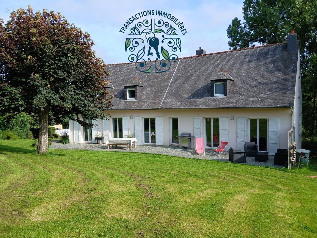 Maison à SAINT-SAUVEUR-LE-VICOMTE