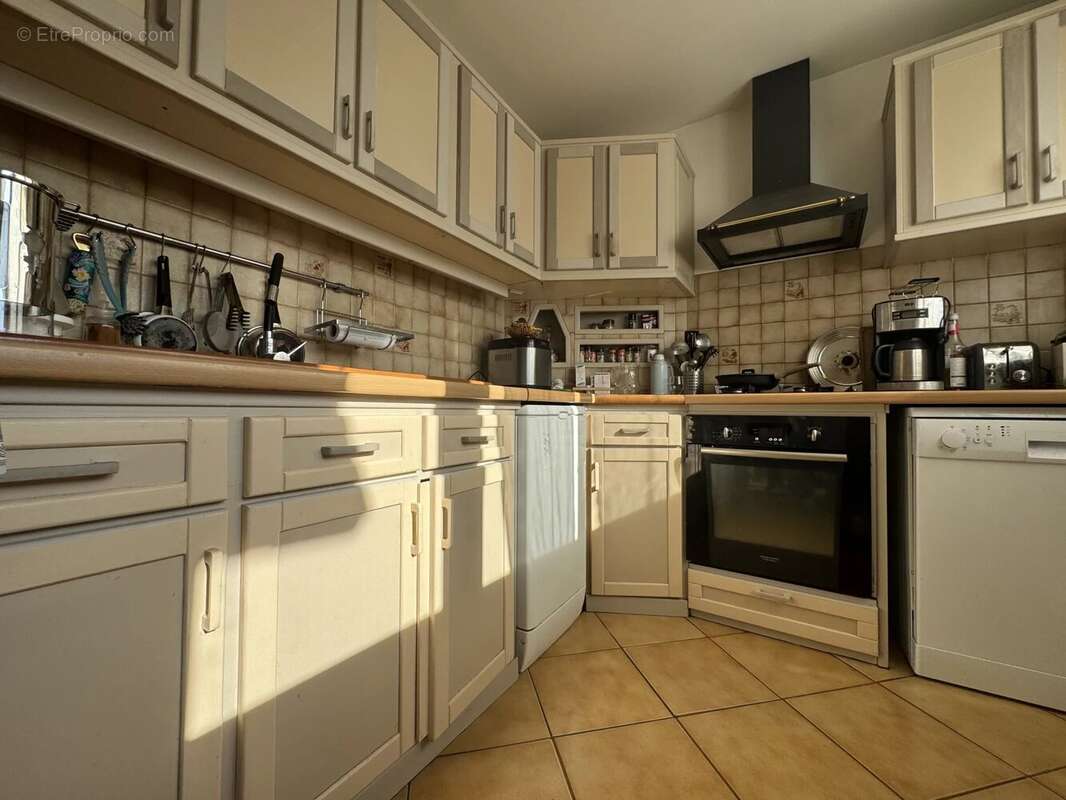 Appartement à FREPILLON