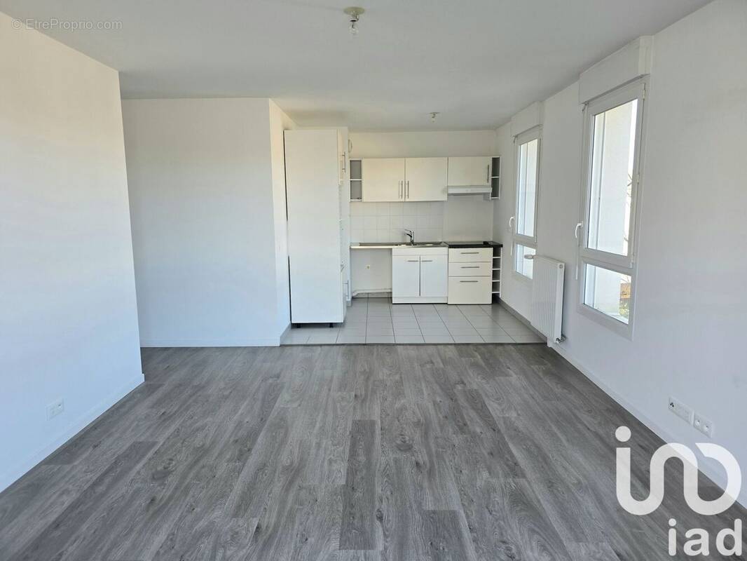 Photo 1 - Appartement à VILLECRESNES