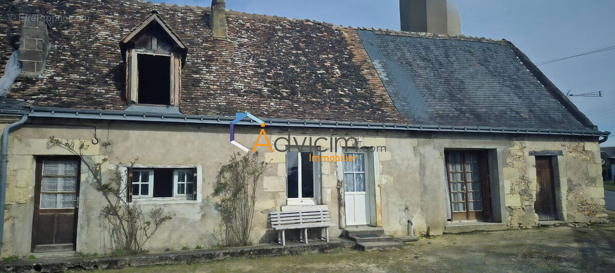 Maison à CINQ-MARS-LA-PILE