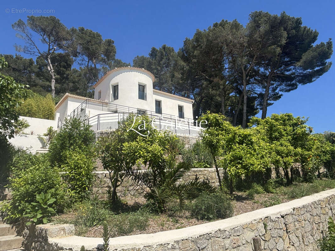 Maison à CARQUEIRANNE